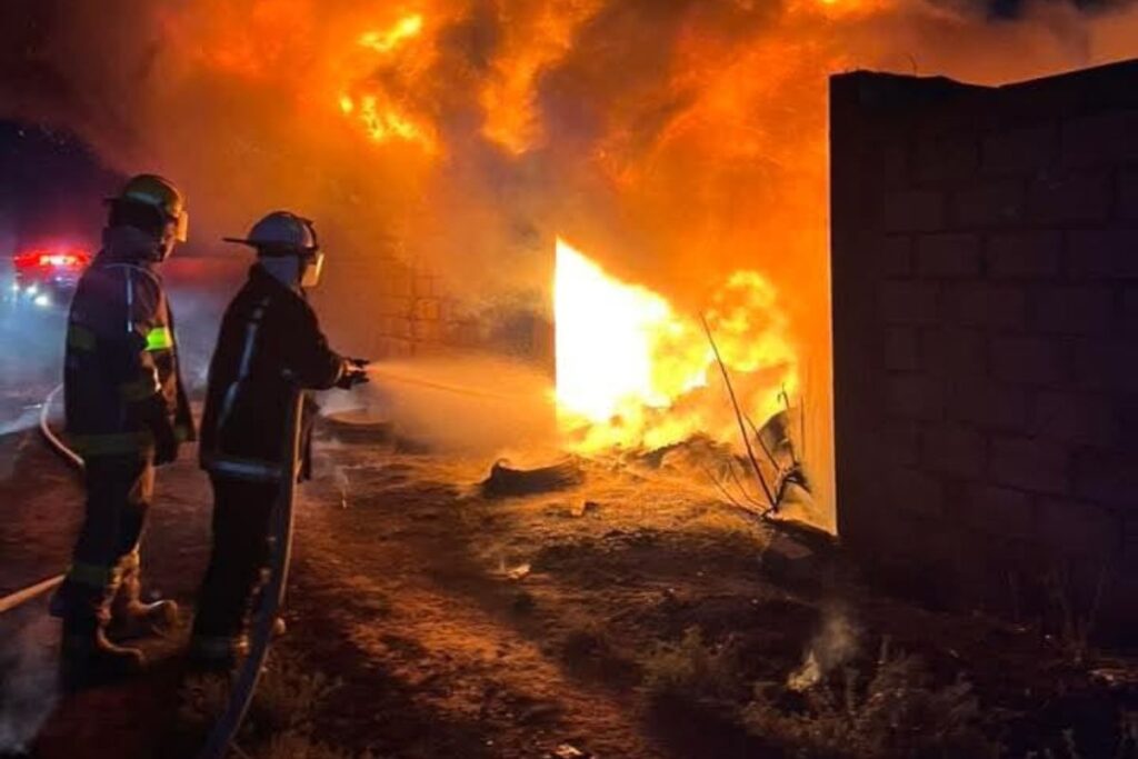Fuerte incendio cerca de Zona Plateada de Pachuca; esto es lo que se sabe hasta el momento