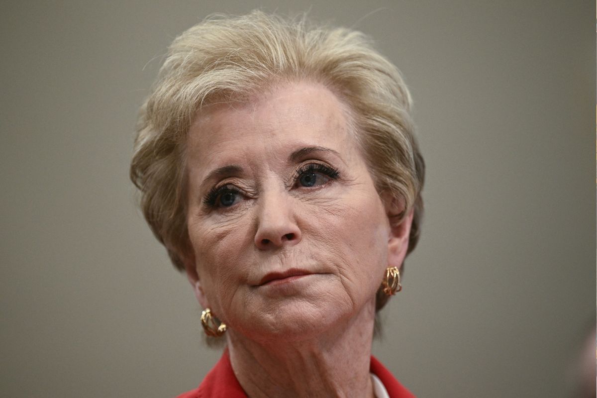 Linda Mcmahon, secretaria de Educación, recibió la orden de Trump de eliminar la cartera “de inmediato” | Foto: AFP