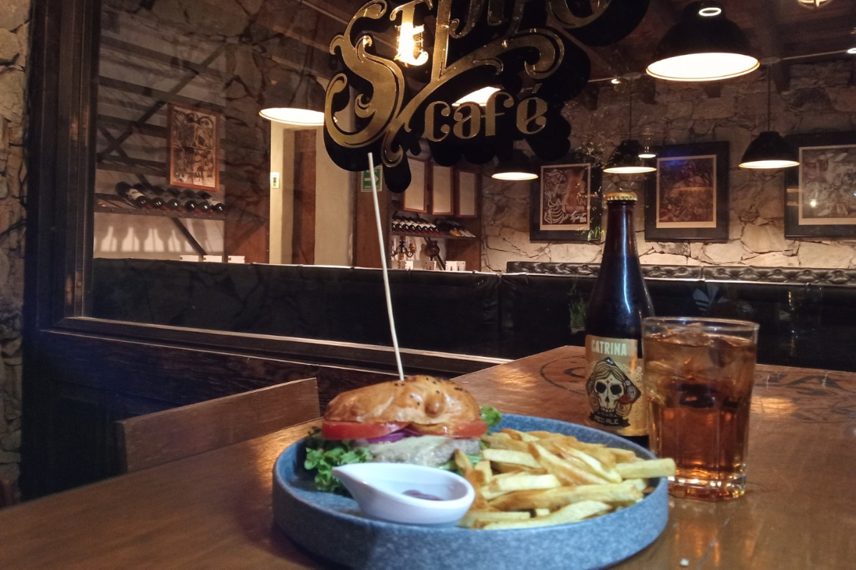 En Sepia Café, podrás degustar de los deliciosos platillos que les caracterizan