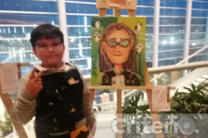 La obra del joven creador destaca por su sensibilidad y su forma de ver el impacto de su madre en su vida