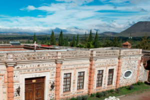 La ceremonia tendrá lugar en la Hacienda San Juan Pueblilla, con 250 asistentes y música con DJ