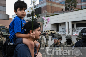 El presidente busca ejecutar el “mayor programa de deportación en la historia” y enfrenta rechazo de autoridades locales
