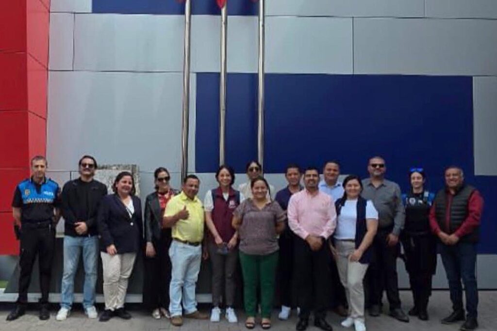La presidenta de Tizayuca asistió a las instalaciones de la Policía Municipal de Valladolid