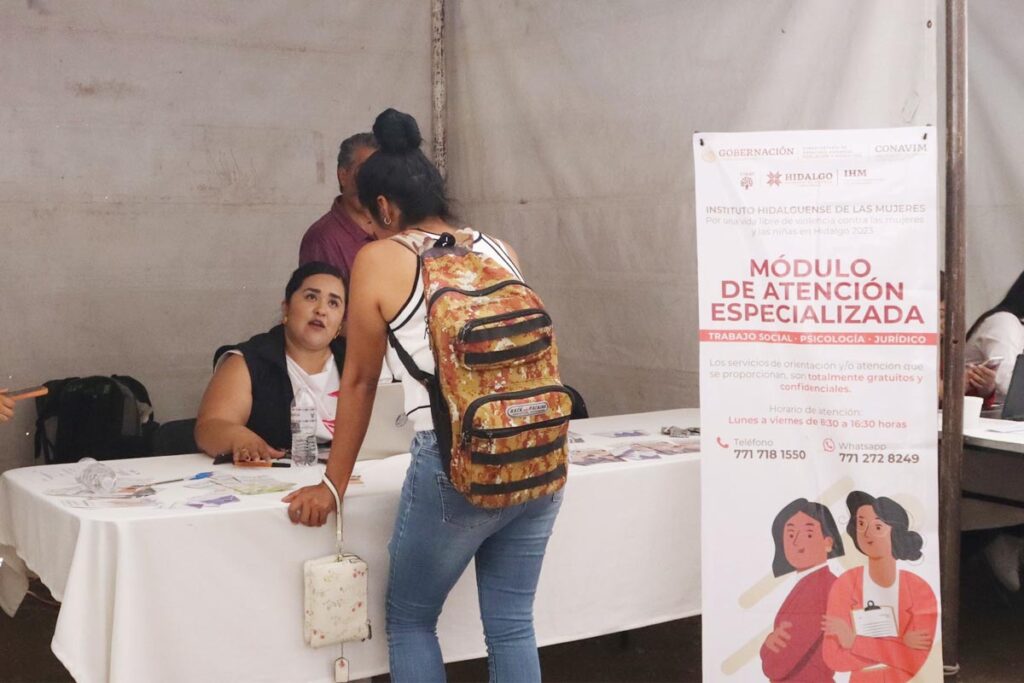 En las Rutas de la Transformación se difunden los servicios y derechos de las mujeres