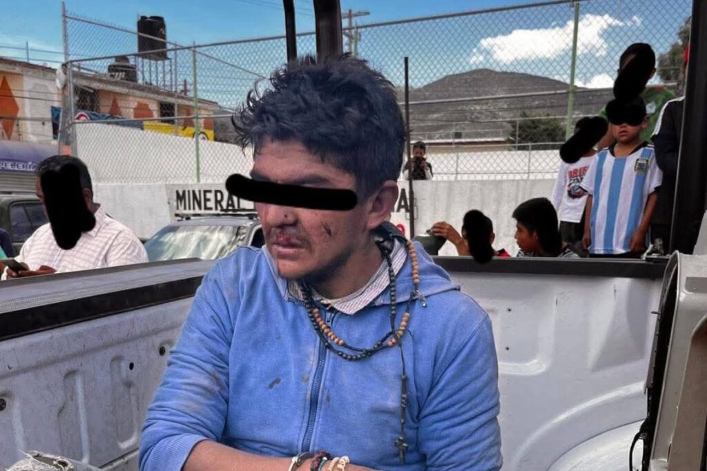 El sujeto fue retenido por vecinos en Azoyatla tras presunto robo