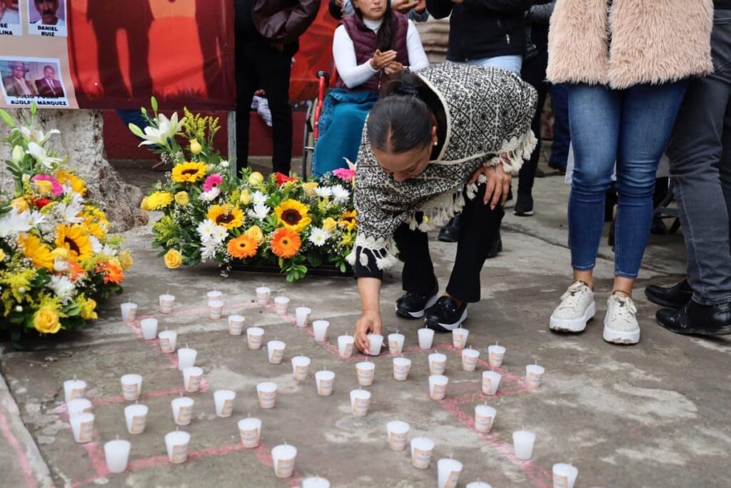 En el marco del Día del Padre, la presidenta municipal Lorena García Cázares encabezó un homenaje póstumo en el Panteón San Miguel, con el propósito de rendir tributo a los padres que han fallecido. El acto reunió a autoridades municipales y decenas de familias en una jornada de respeto y memoria.