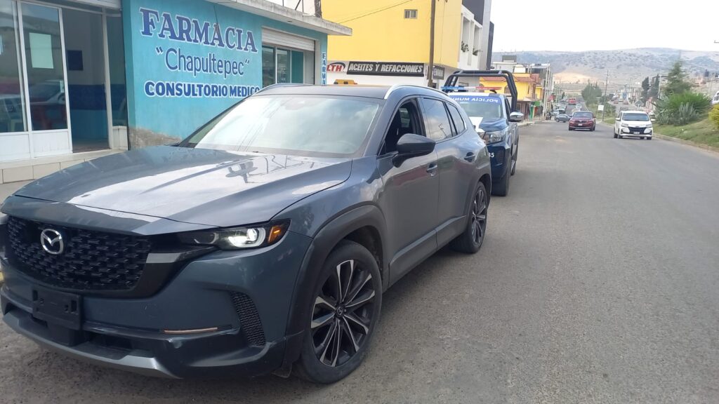 Vehículos y detenidos fueron asegurados durante operativo