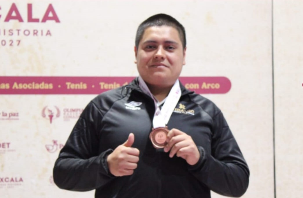 Dos medallas de bronce confirmaron la calidad del equipo de lucha estatal