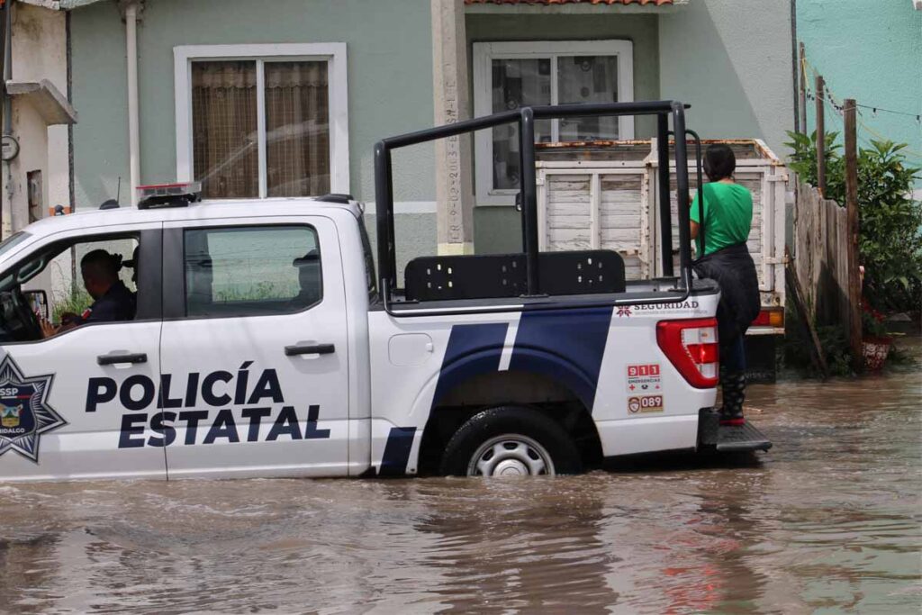 Vecinos externaron su intranquilidad por vivir en dicha zona, misma que —dijeron— siempre ha sido propensa a inundarse