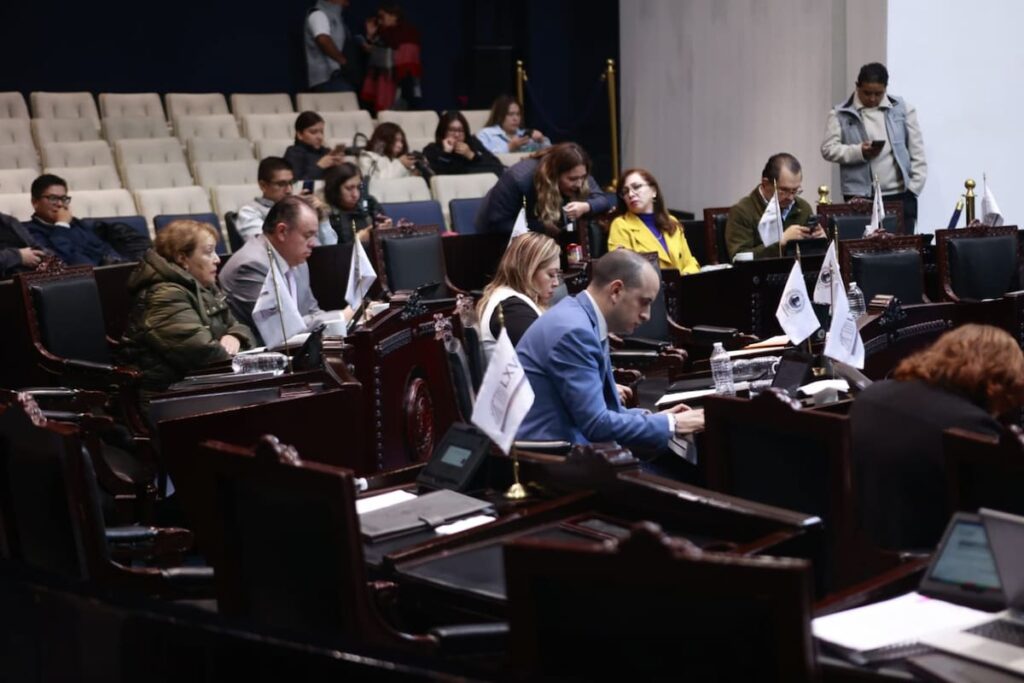 Busca el Congreso de Hidalgo que automovilistas respeten el 1x1: ¿qué sanciones proponen?