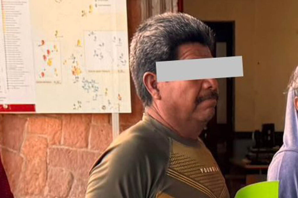 Uno de los detenidos es Alejandro N, de 51 años de edad, originario del municipio Cardonal