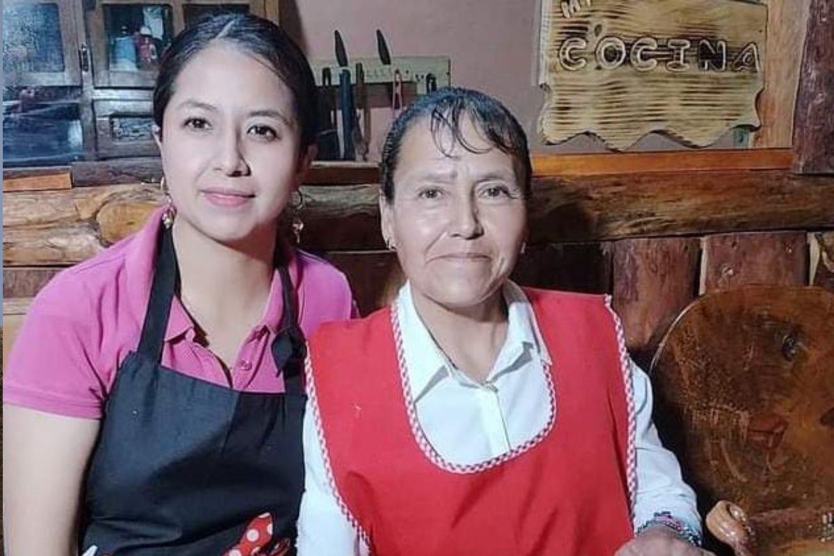 La familia de Yoselín se ha dedicado a la recolección y venta de hongos desde hace varios años | Foto: Especial