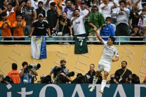 Con un cabezazo de Gonzalo García, el Real Madrid dejó atrás a la Juventus y avanza a la siguiente fase del Mundial de Clubes.