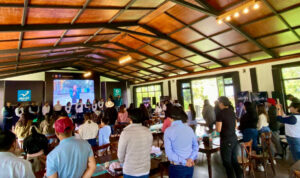 Jóvenes participaron en el foro político organizado por Nueva Alianza en Acaxochitlán