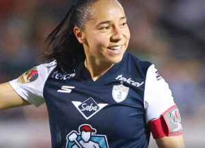 Charlyn Corral firmó un triplete en la goleada de las Tuzas
