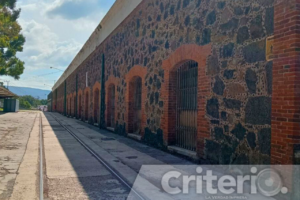El Tulanbus recorre sitios históricos, naturales e industriales con el objetivo de promover el turismo local