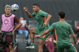 Thiago Silva, a sus 40 años, es el líder del Fluminense que busca frenar al Chelsea en las semifinales del Mundial de Clubes 2025