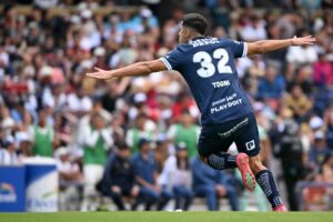Gastón Togni no pudo tener mejor presentación con los Tuzos: entró, anotó y dio el triunfo ante Pumas.