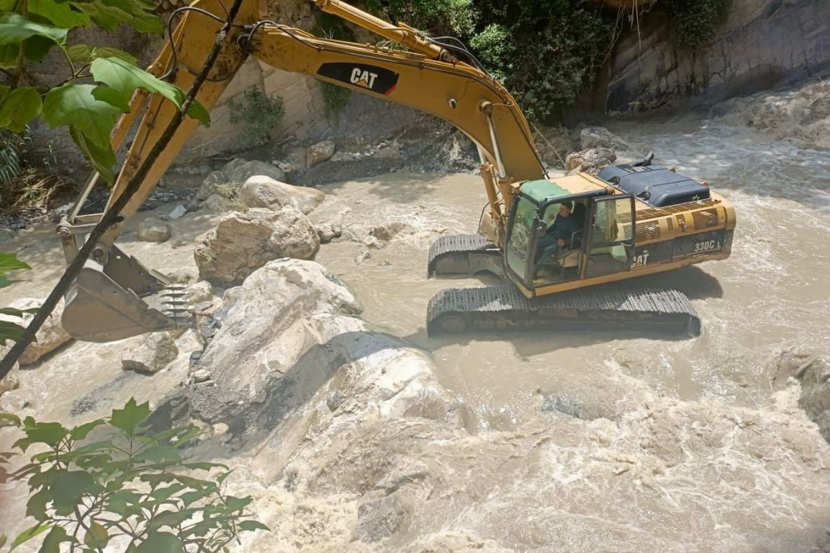 La tragedia en Cardonal deja dos turistas muertos al ahogarse en el río de La Gloria. Las autoridades locales inician una investigación para esclarecer los hechos