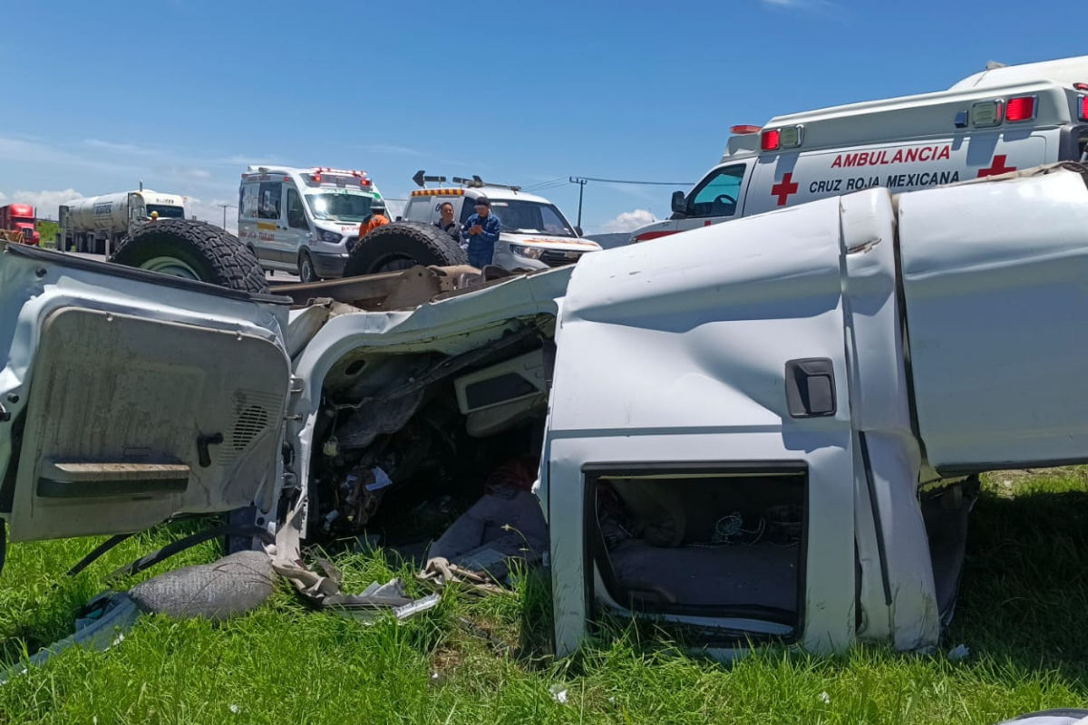 En Tulancingo, el libramiento Pitula-San Alejo fue escenario de un accidente fatal con tres muertos y tres heridos