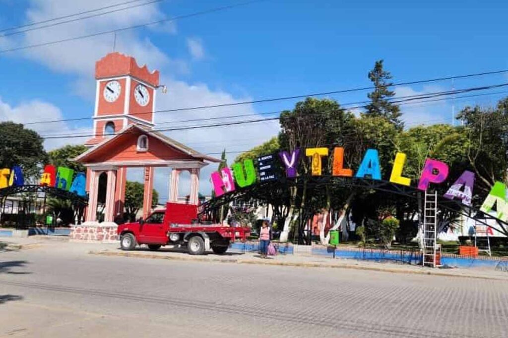 De no tener una respuesta favorable, la delegada de Hueytlalpan convocó a realizar cierres carreteros