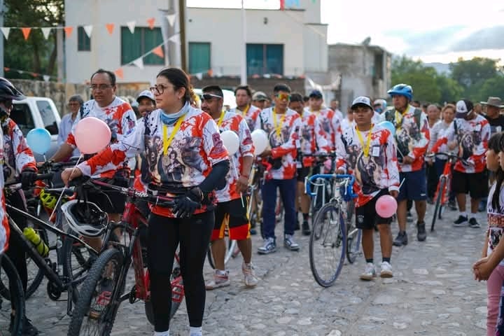La feria arrancó con una significativa caravana de ciclistas que viajaron desde la Ciudad de México hasta el santuario de la Virgen del Refugio / Foto de Martha Sáenz 