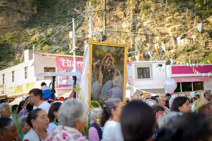 Feria en Metztitlán inicia con caravana y peregrinación / Foto de Martha Sáenz