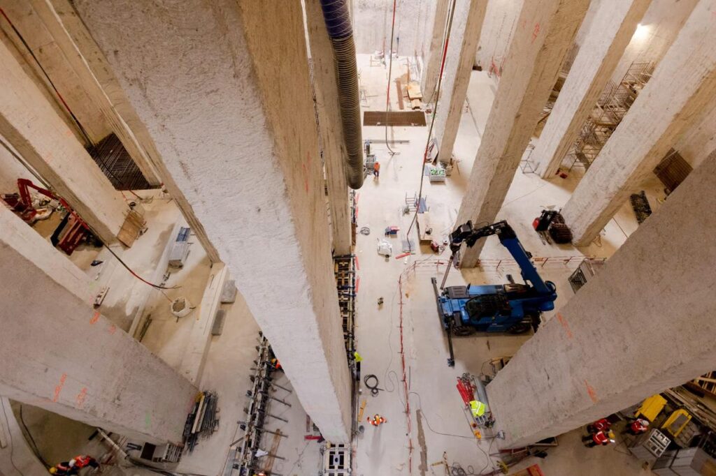 Cemex participa en megaproyecto para sanear el río Sena en París