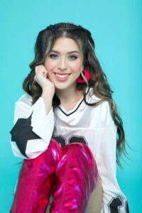Con solo 18 años, la venezolana ha caminado en eventos como los Latin Grammys