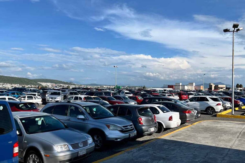 Con la regulación de estacionamientos se busca evitar cobros excesivos y condiciones abusivas, así como garantizar una hora gratuita o más para quienes consuman en los establecimientos