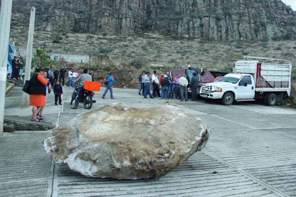 PC ha insistido que es difícil predecir el desprendimiento de grandes rocas, como ocurrió en mayo de 2017