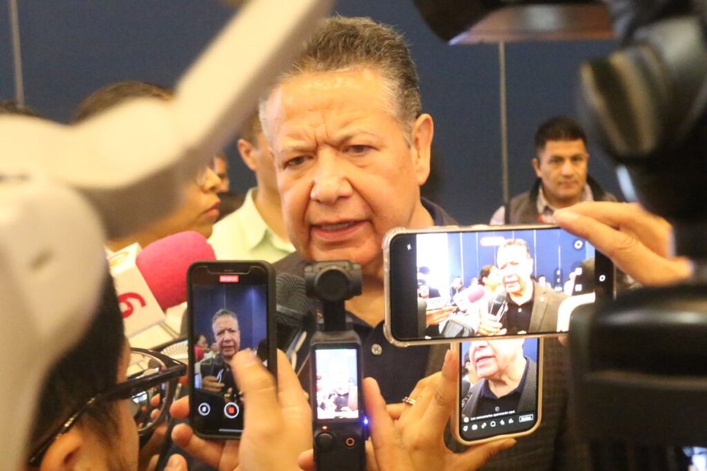 Julio Menchaca responde a inconformes del SUTSPEEH: 