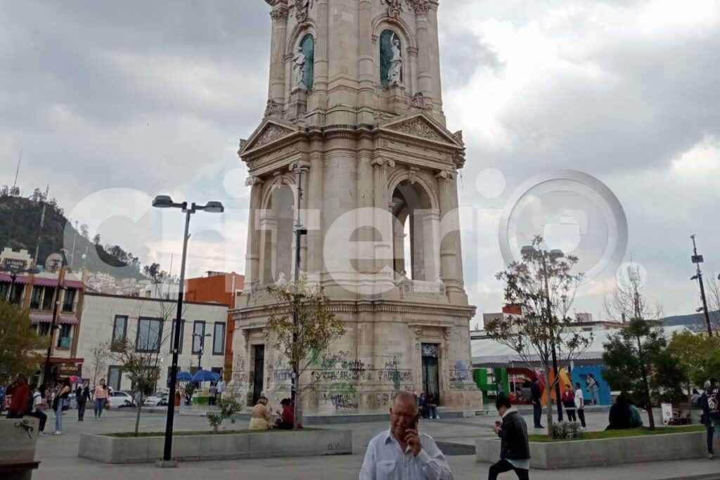 ¡Arreglarán el Reloj Monumental! Gobierno de Pachuca e INBAL firman convenio