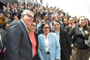 Autoridades federales y directivos conmemoran el aniversario 88 de la CFE