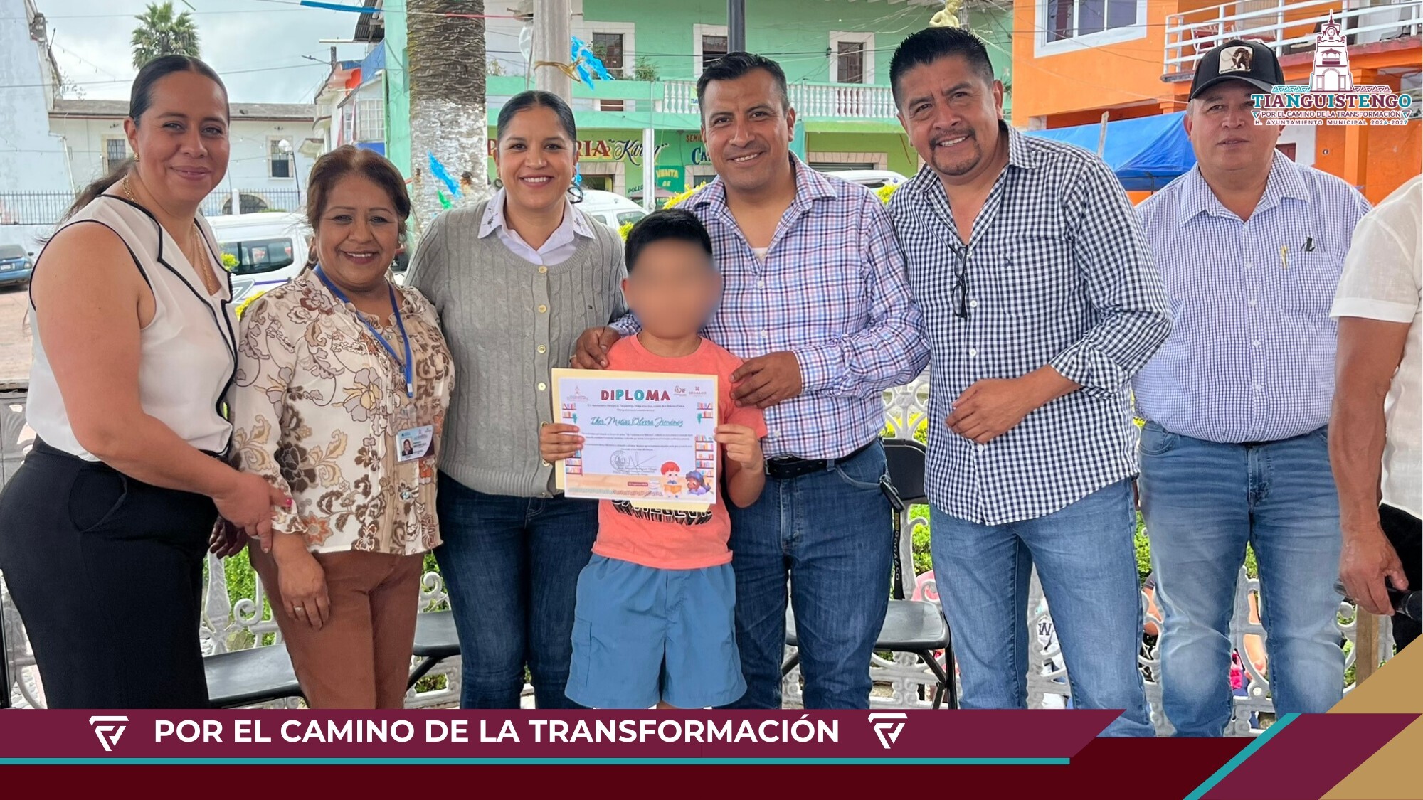 Tianguistengo celebra el fin del curso de verano con una exposición llena de creatividad y entusiasmo de los niños.