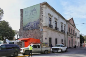 El alcalde Jorge Reyes Hernández informó que no se usará el Parque Hidalgo y se mantienen restricciones de pirotecnia