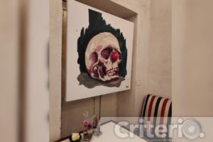 n La Perfección, el artista transforma ilustraciones digitales en piezas que no pueden reproducirse