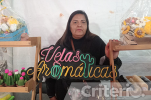 Artesana afectada por robo en el Edomex busca abrirse mercado en el Pueblo Mágico de Mineral del Monte