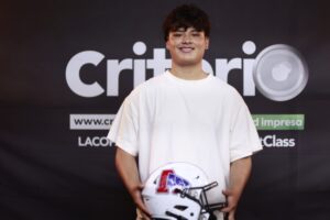Axel Kaleb Navarrete, con la camiseta de Oseznos Hidalgo y el corazón puesto en México, asegura que en el Bernabéu “tiene que dejar la vida” en el Friendship Bowl