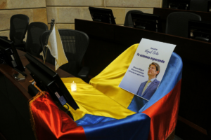 Colombia despide a Miguel Uribe Turbay, víctima de un atentado armado en Bogotá.