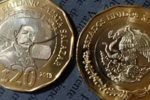 La frase “Tierra y Libertad” aparece en el sombrero de la moneda conmemorativa de Emiliano Zapata.
