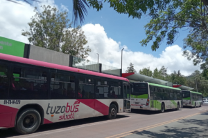 El parque vehicular del Tuzobús disminuyó de 134 a 94 unidades en 10 añosFoto: David Martínez
