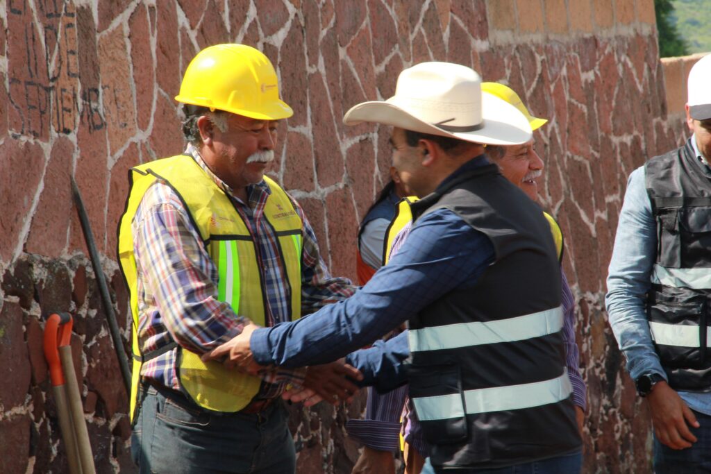 Inicia Chapantongo reconstrucción de calle en Rancho Nuevo: Beneficio para 159 personas
