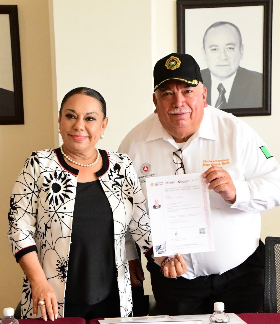 Bomberos de Tulancingo recibieron certificación del INDEMUN en la capital del estado