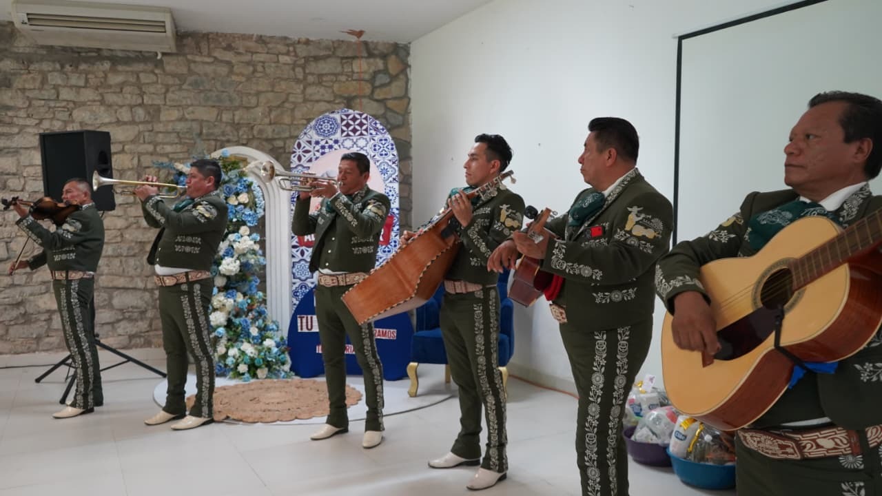En días pasados, el gobierno municipal de Huejutla de Reyes y el Sistema DIF Huejutla encabezaron la conmemoración del Mes del Adulto Mayor
