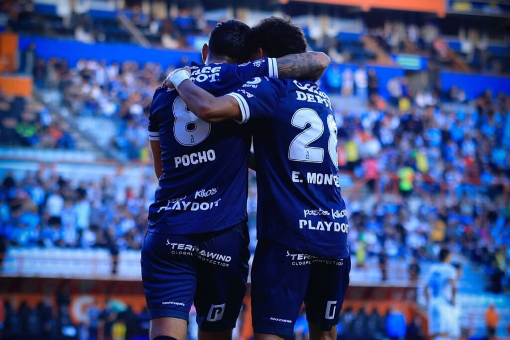 ¿Cuánto cuesta Elías Montiel? Esto es lo que pide el Club Pachuca por el mediocampista