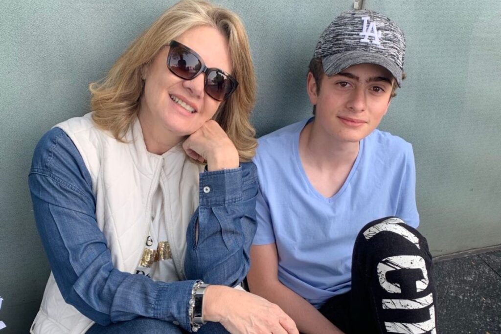 Erika Buenfil es víctima de la inseguridad: Denuncia robo de computadoras en centro comercial
