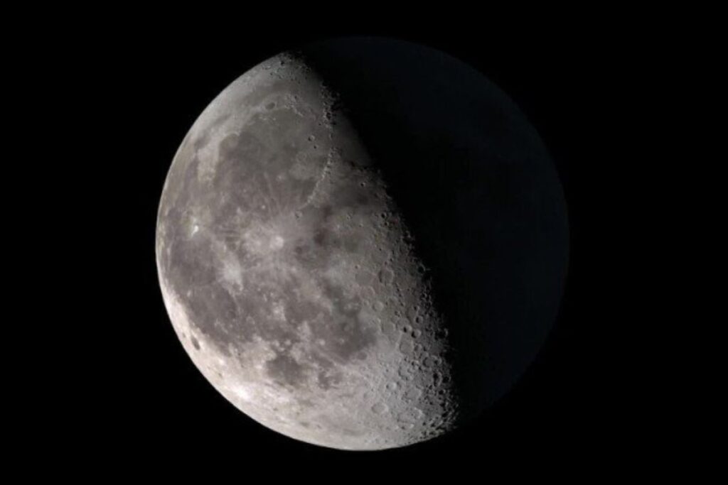 ¿Cuándo se verá la Luna Negra en México? Checa las recomendaciones para observarla