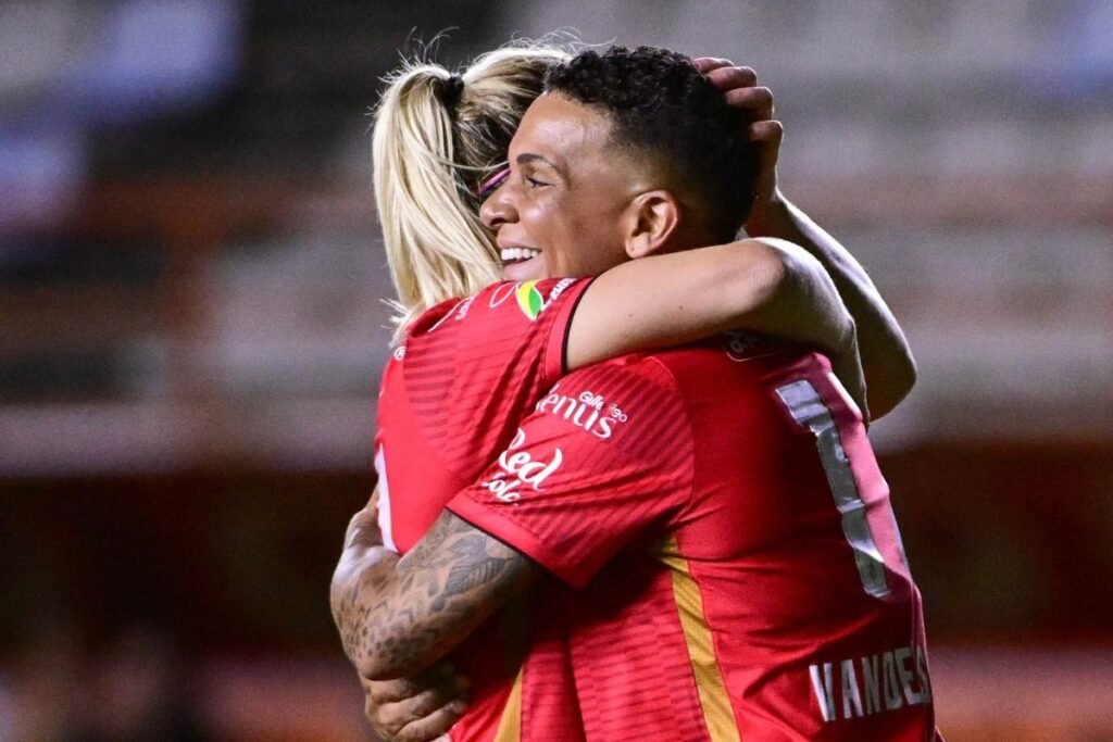 ¡Corona abollada! Tuzas fueron sorprendidas por el Toluca y caen 1-2 en el Hidalgo