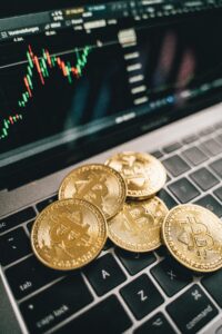 Las criptomonedas están abriendo nuevas formas de realizar pagos internacionales y crear seguridad financiera.